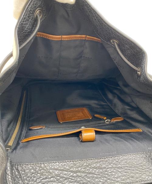 COACH（コーチ）COACH (コーチ) マンハッタン レザーリュック ホワイト×ブラックの古着・服飾アイテム