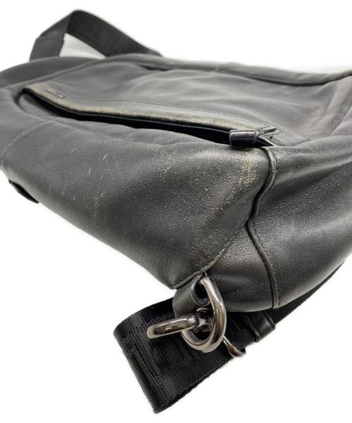 TUMI（トゥミ）TUMI (トゥミ) レザースリングバックの古着・服飾アイテム