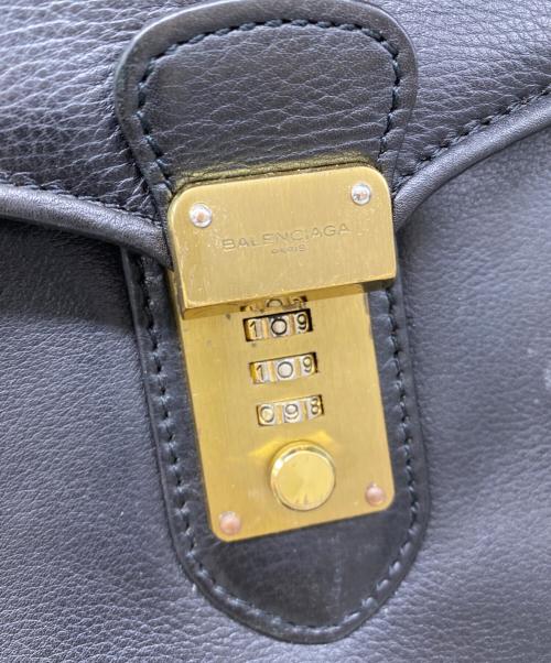 BALENCIAGA（バレンシアガ）BALENCIAGA (バレンシアガ) BBロゴ レザー ブリーフケース ブラックの古着・服飾アイテム