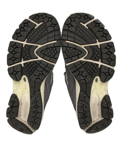 NEW BALANCE（ニューバランス）NEW BALANCE (ニューバランス) M2002RFB グレー サイズ:25.5㎝の古着・服飾アイテム