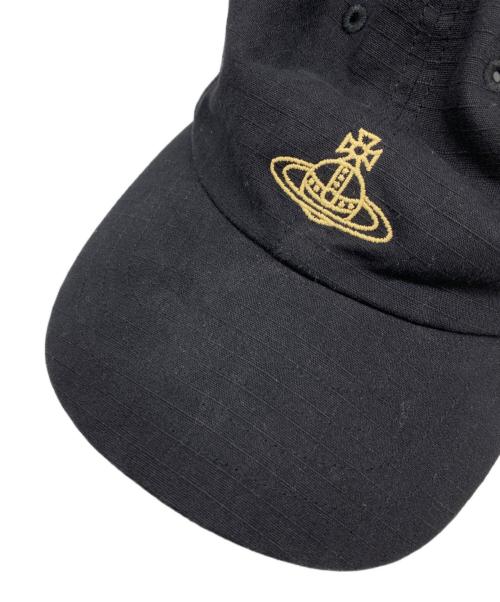 Vivienne Westwood（ヴィヴィアンウエストウッド）Vivienne Westwood (ヴィヴィアンウエストウッド) オーブ刺繍キャップ ブラックの古着・服飾アイテム