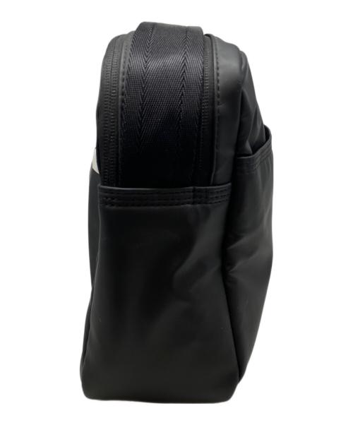 DIESEL（ディーゼル）DIESEL (ディーゼル) ロゴナイロンショルダーバッグ ブラックの古着・服飾アイテム