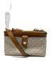 MICHAEL KORS (マイケルコース) チャームメディアム ロゴダブルジップクロスボディバッグ ホワイト×ブラウン：8000円
