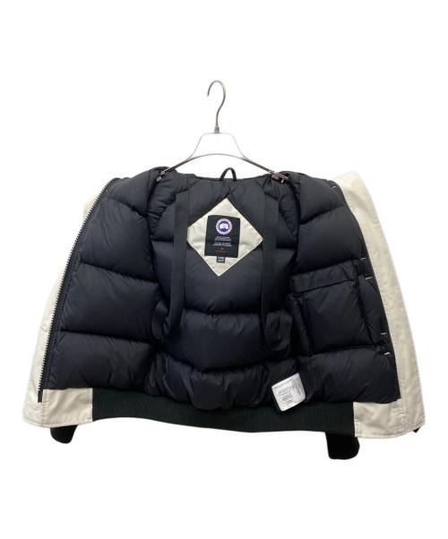 CANADA GOOSE（カナダグース）CANADA GOOSE (カナダグース) CHILLIWACK BOMBER FUSION FIT ホワイト サイズ:XSの古着・服飾アイテム