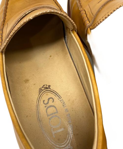 TOD'S（トッズ）TOD'S (トッズ) コインローファー ベージュ サイズ:SIZE 7の古着・服飾アイテム