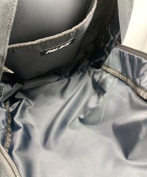 PALACE（パレス）PALACE (パレス) CORDURA TRI-BACKPACK ブラックの古着・服飾アイテム