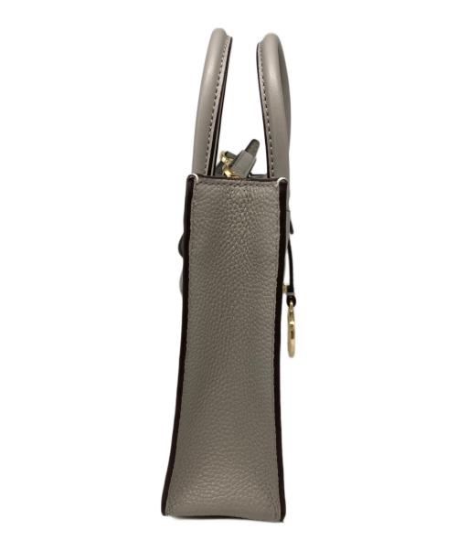 MICHAEL KORS（マイケルコース）MICHAEL KORS (マイケルコース) MERCER XS NS SHOPPER XBODY ホワイトの古着・服飾アイテム