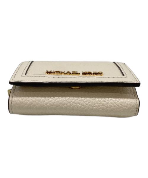 MICHAEL KORS（マイケルコース）MICHAEL KORS (マイケルコース) JET SET TRAVEL 3つ折り財布 アイボリーの古着・服飾アイテム