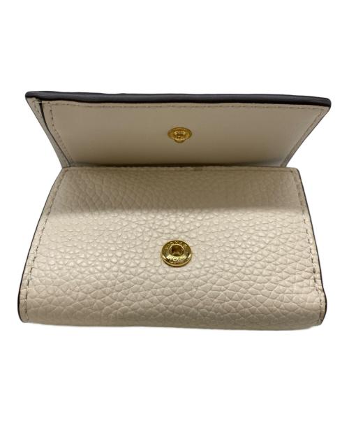 MICHAEL KORS（マイケルコース）MICHAEL KORS (マイケルコース) JET SET TRAVEL 3つ折り財布 アイボリーの古着・服飾アイテム