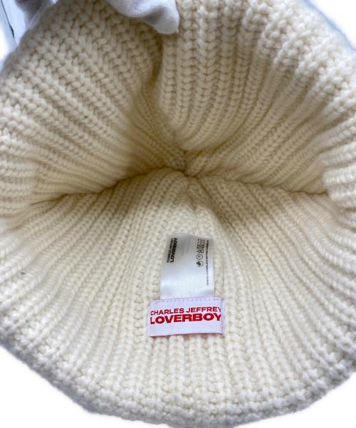 CHARLES JEFFREY LOVERBOY（チャールズ ジェフリー ラバーボーイ）CHARLES JEFFREY LOVERBOY (チャールズ ジェフリー ラバーボーイ) CHUNKY DRAGON BEANIE ニット帽 ホワイト サイズ:SIZE FREEの古着・服飾アイテム