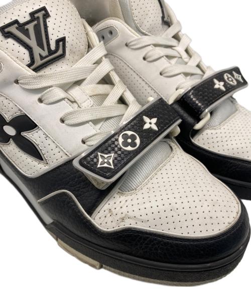LOUIS VUITTON（ルイ ヴィトン）LOUIS VUITTON (ルイ ヴィトン) LV TRAINER SNEAKER ホワイト×ブラック サイズ:7 1/2の古着・服飾アイテム