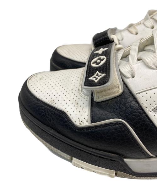 LOUIS VUITTON（ルイ ヴィトン）LOUIS VUITTON (ルイ ヴィトン) LV TRAINER SNEAKER ホワイト×ブラック サイズ:7 1/2の古着・服飾アイテム