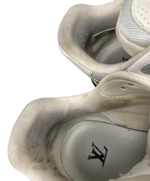 LOUIS VUITTON（ルイ ヴィトン）LOUIS VUITTON (ルイ ヴィトン) LV TRAINER SNEAKER ホワイト×ブラック サイズ:7 1/2の古着・服飾アイテム