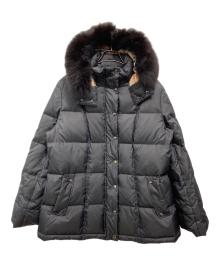 BURBERRY LONDON（バーバリーロンドン）の古着「フォックスファー付裏ノバチェックダウンジャケット」｜グレー
