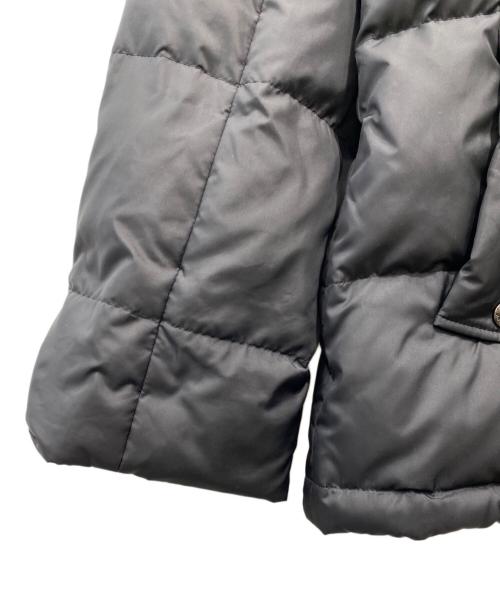 BURBERRY LONDON（バーバリーロンドン）BURBERRY LONDON (バーバリーロンドン) フォックスファー付裏ノバチェックダウンジャケット グレー サイズ:SIZE 46の古着・服飾アイテム