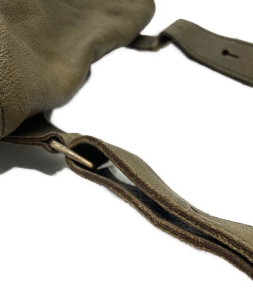 HUNTING WORLD（ハンティングワールド）HUNTING WORLD (ハンティングワールド) バッファローレザー ウォッシュドキャリーオール カーキ サイズ:なしの古着・服飾アイテム