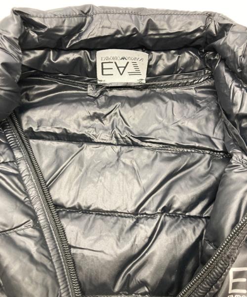 EA7（イーエーセブン）EA7 (イーエーセブン) ライトダウンジャケット ブラック サイズ:Mの古着・服飾アイテム