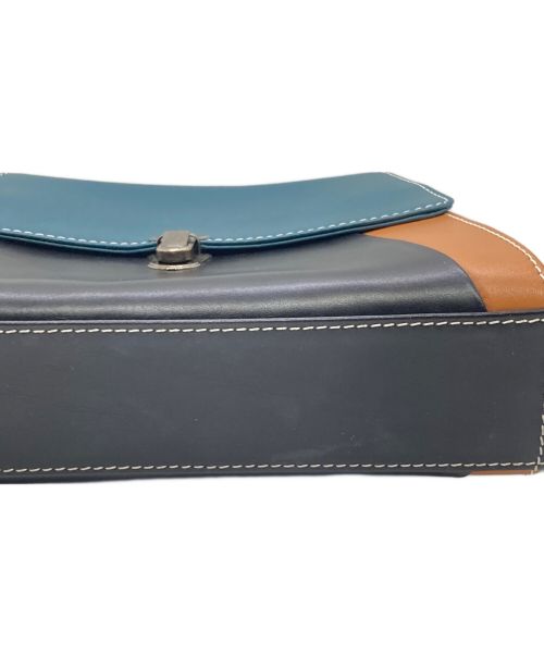 MOTHERHOUSE（マザーハウス）MOTHERHOUSE (マザーハウス) リンネフラップショルダーの古着・服飾アイテム