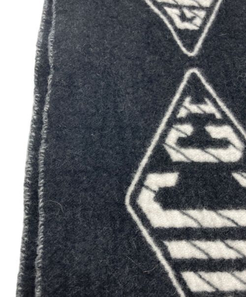 GUCCI（グッチ）GUCCI (グッチ) マフラー ブラックの古着・服飾アイテム