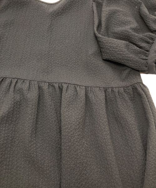 RAY BEAMS（レイ ビームス）RAY BEAMS (レイ ビームス) ギャザーキリカエパフスリーブブラウス ブラック サイズ:-の古着・服飾アイテム