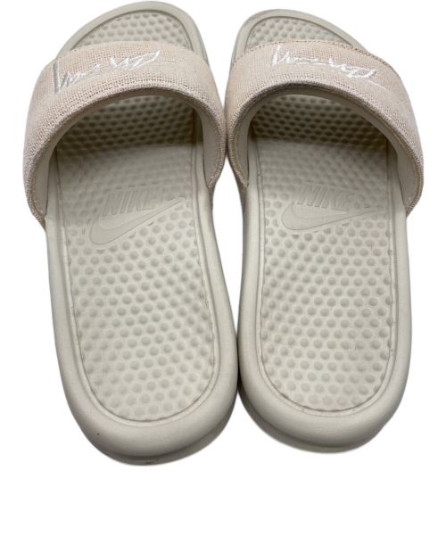 stussy（ステューシー）stussy (ステューシー) NIKE (ナイキ) BENASSI SLIDE SANDALS FOSSIL STONE ホワイト サイズ:26cmの古着・服飾アイテム