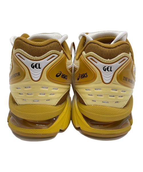asics（アシックス）asics (アシックス) THE MUSEUM VISITOR (ザミュージアムビジター) GEL-KAYANO 14 × THE MUSEUM VISITOR イエロー サイズ:26.5 未使用品の古着・服飾アイテム