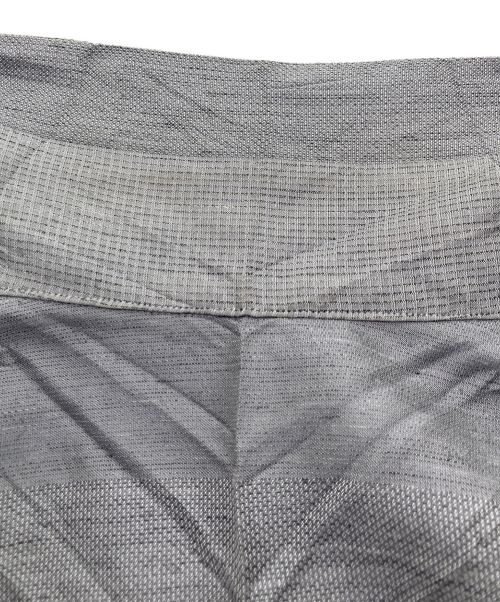 ISSEY MIYAKE（イッセイミヤケ）ISSEY MIYAKE (イッセイミヤケ) テーラードジャケット グレー サイズ:2の古着・服飾アイテム