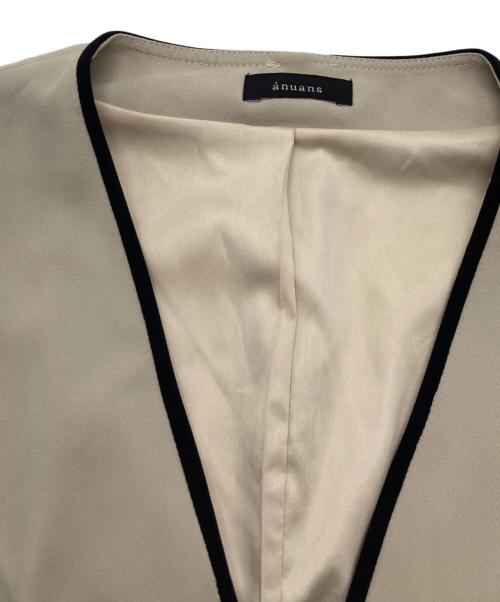 anuans（アニュアンス）anuans (アニュアンス) バイカラーパイピングデザインワンピース ベージュ サイズ:Fの古着・服飾アイテム
