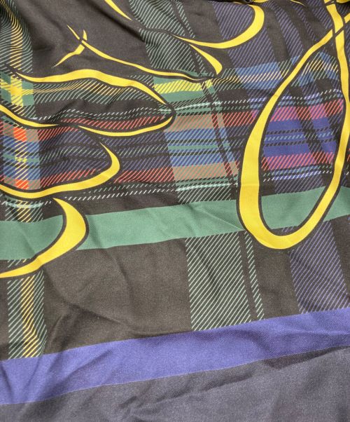 FALIERO SARTI（ファリエロサルティ）FALIERO SARTI (ファリエロサルティ) シルクスカーフ ネイビーの古着・服飾アイテム