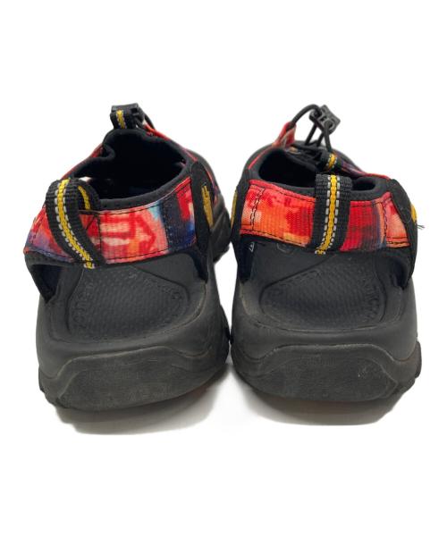 KEEN（キーン）KEEN (キーン) NEWPORT RETRO ブラック×レッド サイズ:US9　27cmの古着・服飾アイテム