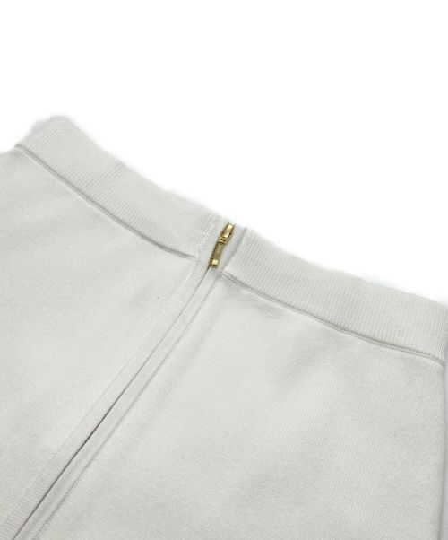 La boutique BonBon（ラブティックボンボン）La boutique BonBon (ラブティックボンボン) 前後2WAYジップナローニットスカート ホワイト サイズ:フリーの古着・服飾アイテム