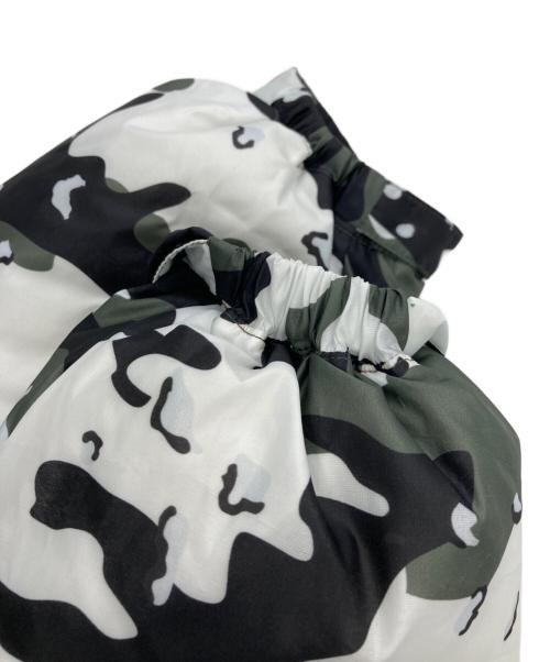 TIGHTBOOTH PRODUCTION（タイトブースプロダクション）TIGHTBOOTH PRODUCTION (タイトブースプロダクション) URBAN CAMO DOWN JKT/アーバンカモ ダウン ジャケット ホワイト×カーキ サイズ:Lの古着・服飾アイテム