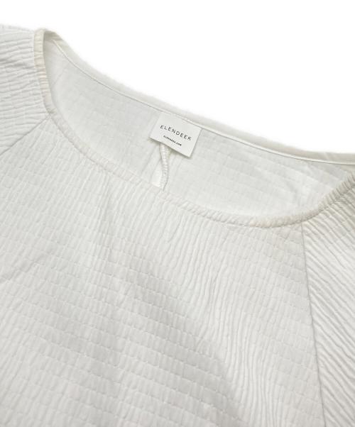 ELENDEEK（エレンディーク）ELENDEEK (エレンディーク) シャーリングペプラムトップス ホワイト サイズ:FREEの古着・服飾アイテム