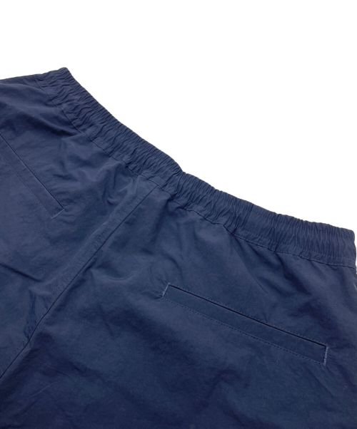 FRED PERRY（フレッドペリー）FRED PERRY (フレッドペリー) BEAMS (ビームス) 別注シェルパンツ ネイビー サイズ:Lの古着・服飾アイテム