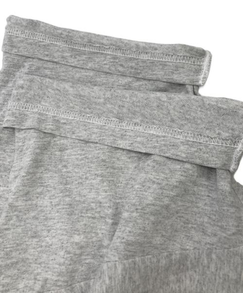 The Almeda Club（ザアラメダクラブ）The Almeda Club (ザアラメダクラブ) Tシャツ グレー サイズ:XLの古着・服飾アイテム