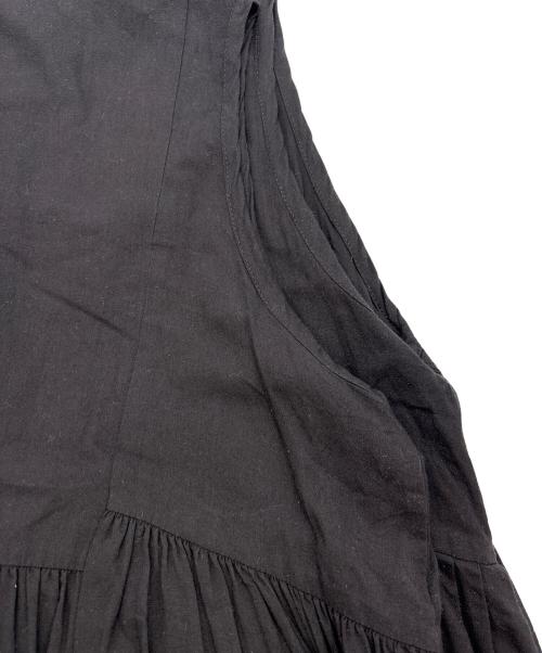 TSUHARU by samansa Mos2（ツハル バイ サマンサモスモス）TSUHARU by samansa Mos2 (ツハル バイ サマンサモスモス) 刺繍ノースリーブワンピース ブラック サイズ:FREEの古着・服飾アイテム