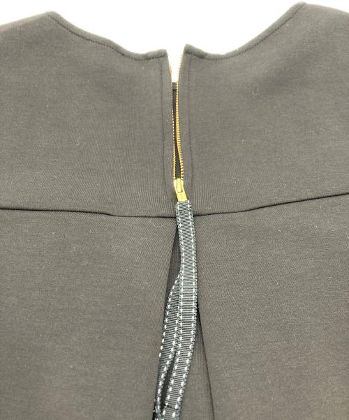 maison dolce（メゾン ド ドルチェ）maison dolce (メゾン ド ドルチェ) ノースリーブカットソー ブラック サイズ:FREEの古着・服飾アイテム