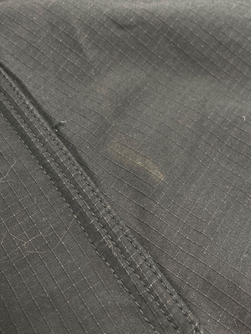 WHITE MOUNTAINEERING（ホワイトマウンテ二アニング）WHITE MOUNTAINEERING (ホワイトマウンテ二アニング) BDU SHIRT JACKET ブラック サイズ:3の古着・服飾アイテム