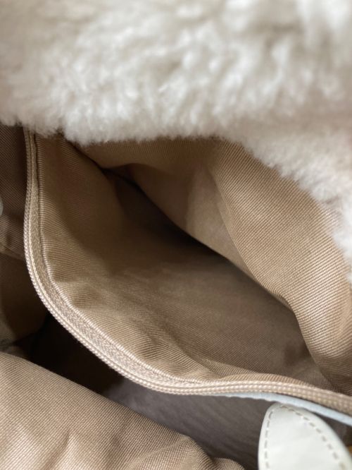 IACUCCI（イアクッチ）IACUCCI (イアクッチ) ワンショルダーボアバッグ ベージュの古着・服飾アイテム