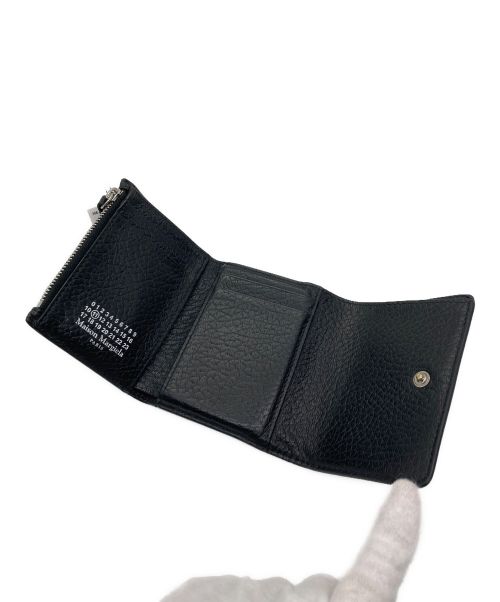 Maison Margiela（メゾンマルジェラ）Maison Margiela (メゾンマルジェラ) グレインレザースリーフォールドウォレットの古着・服飾アイテム