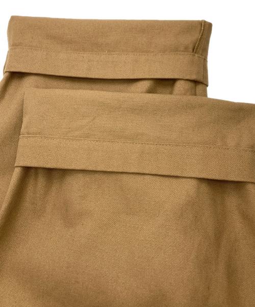 BLUE WORK（ブルーワーク）BLUE WORK (ブルーワーク) コットンサージ フロントアジャスト ワイドパンツ ベージュ サイズ:Ｍの古着・服飾アイテム