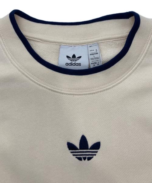 adidas（アディダス）adidas (アディダス) Blokepop クルーネックスウェット アイボリー サイズ:XLの古着・服飾アイテム
