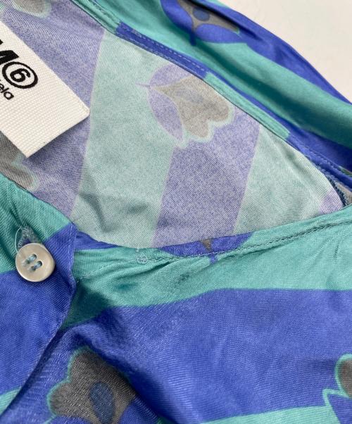MM6 Maison Margiela（エムエムシックスメゾンマルジェラ）MM6 Maison Margiela (エムエムシックス メゾンマルジェラ) 花柄レーヨンブラウス ブルー サイズ:38の古着・服飾アイテム