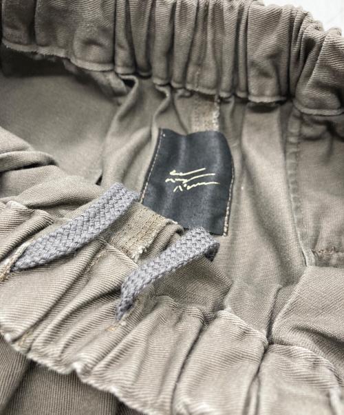 オローネ（オローネ）オローネ (オローネ) ニューバルーンパンツ カーキ サイズ:表記なしの古着・服飾アイテム