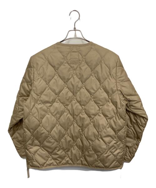 TAION（タイオン）TAION (タイオン) BAYFLOW (ベイフロー) Vネックダウンジャケット ベージュ サイズ:Ｍの古着・服飾アイテム