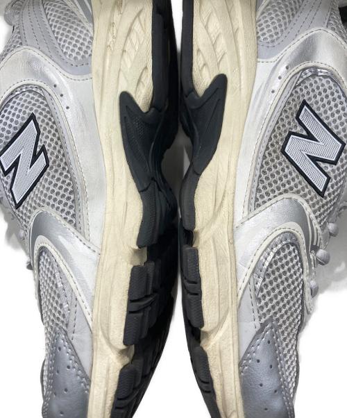 NEW BALANCE（ニューバランス）NEW BALANCE (ニューバランス) ローカットスニーカー / MR530TA シルバー サイズ:US M:7.5/US W:9/UK:7/EU:40.5の古着・服飾アイテム