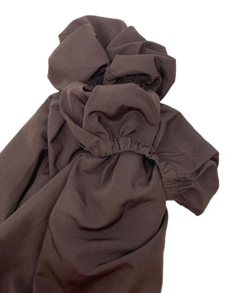 emmi atelier（エミアトリエ）emmi atelier (エミアトリエ) タックオフショルブラウス ブラウン サイズ:FREEの古着・服飾アイテム