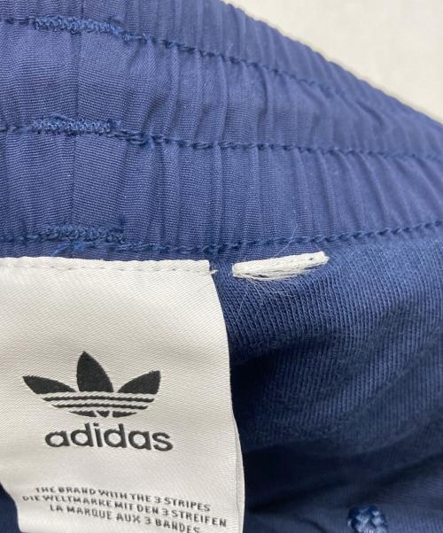adidas（アディダス）adidas (アディダス) ウーブントラックパンツ ネイビー サイズ:なしの古着・服飾アイテム