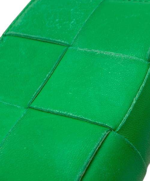 BOTTEGA VENETA（ボッテガベネタ）BOTTEGA VENETA (ボッテガベネタ) マキシイントレチャート / 2つ折り財布 グリーンの古着・服飾アイテム