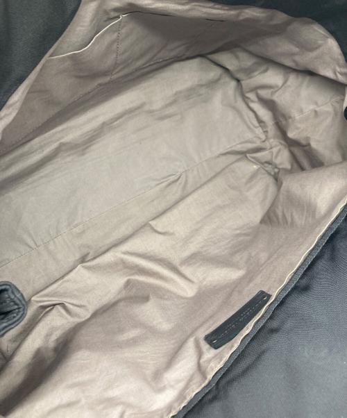 BOTTEGA VENETA（ボッテガベネタ）BOTTEGA VENETA (ボッテガベネタ) ハイテクキャンバス イントレチャート トートバッグ ブラックの古着・服飾アイテム